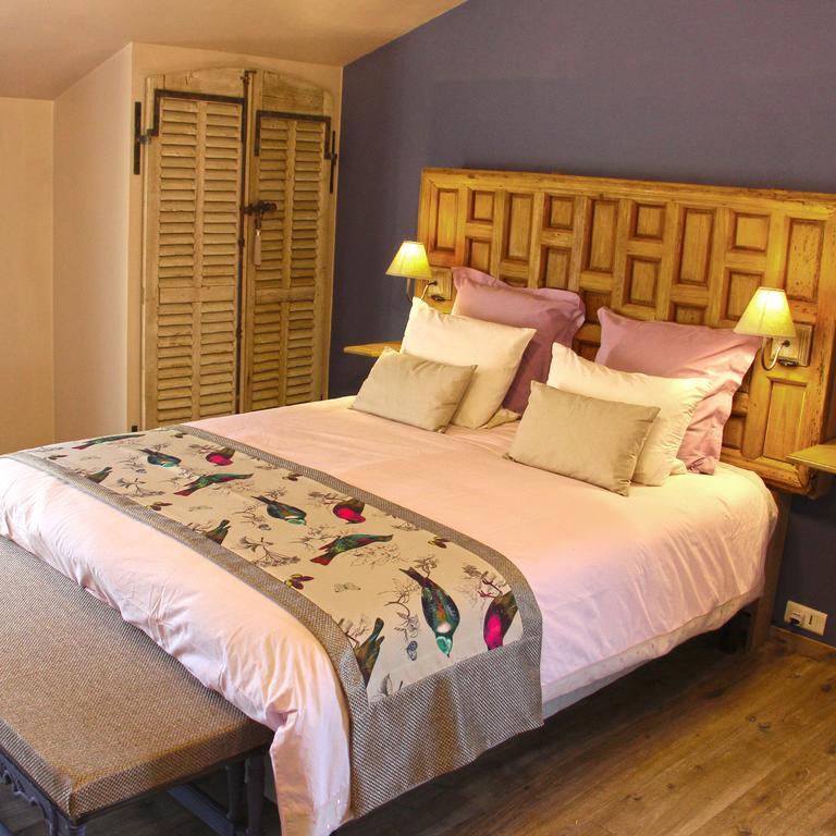 Sous Les Platanes B&B Chateaurenard Bagian luar foto