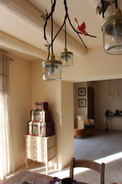 Sous Les Platanes B&B Chateaurenard Bagian luar foto