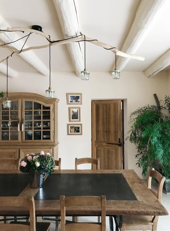 Sous Les Platanes B&B Chateaurenard Bagian luar foto